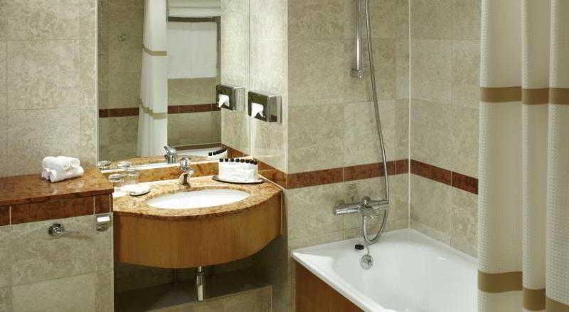 Marriott Regents Park 4* London